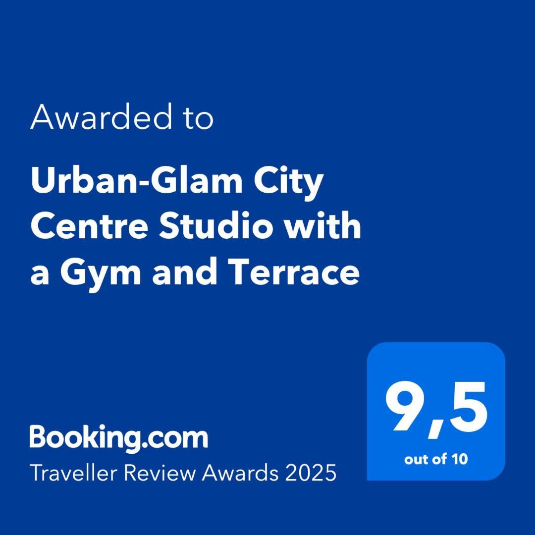 Urban-Glam City Centre Studio With A Gym And Terrace タリン エクステリア 写真